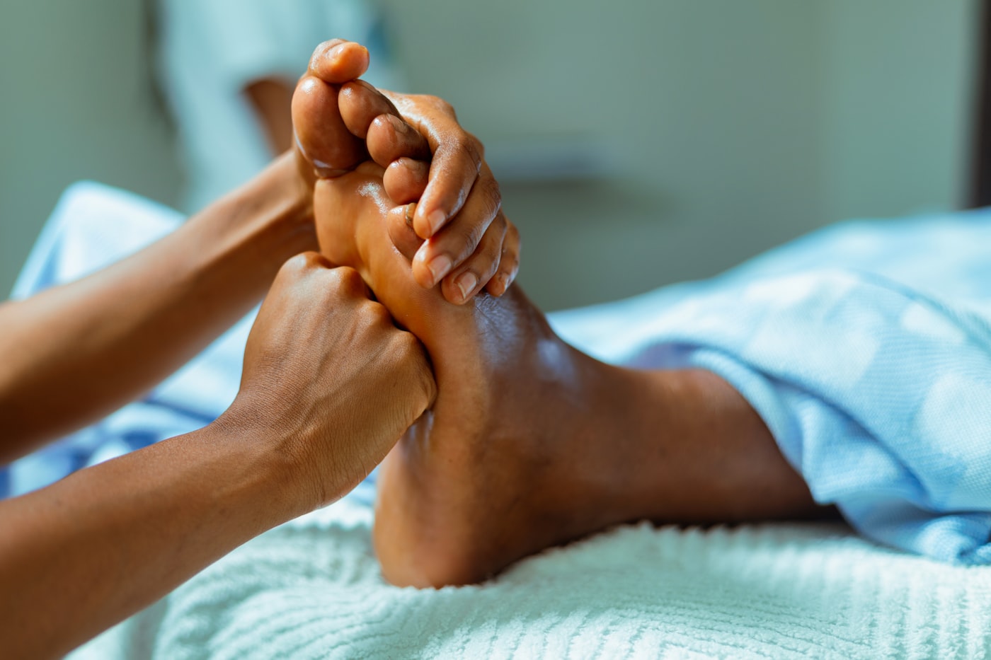 Foot massage for two